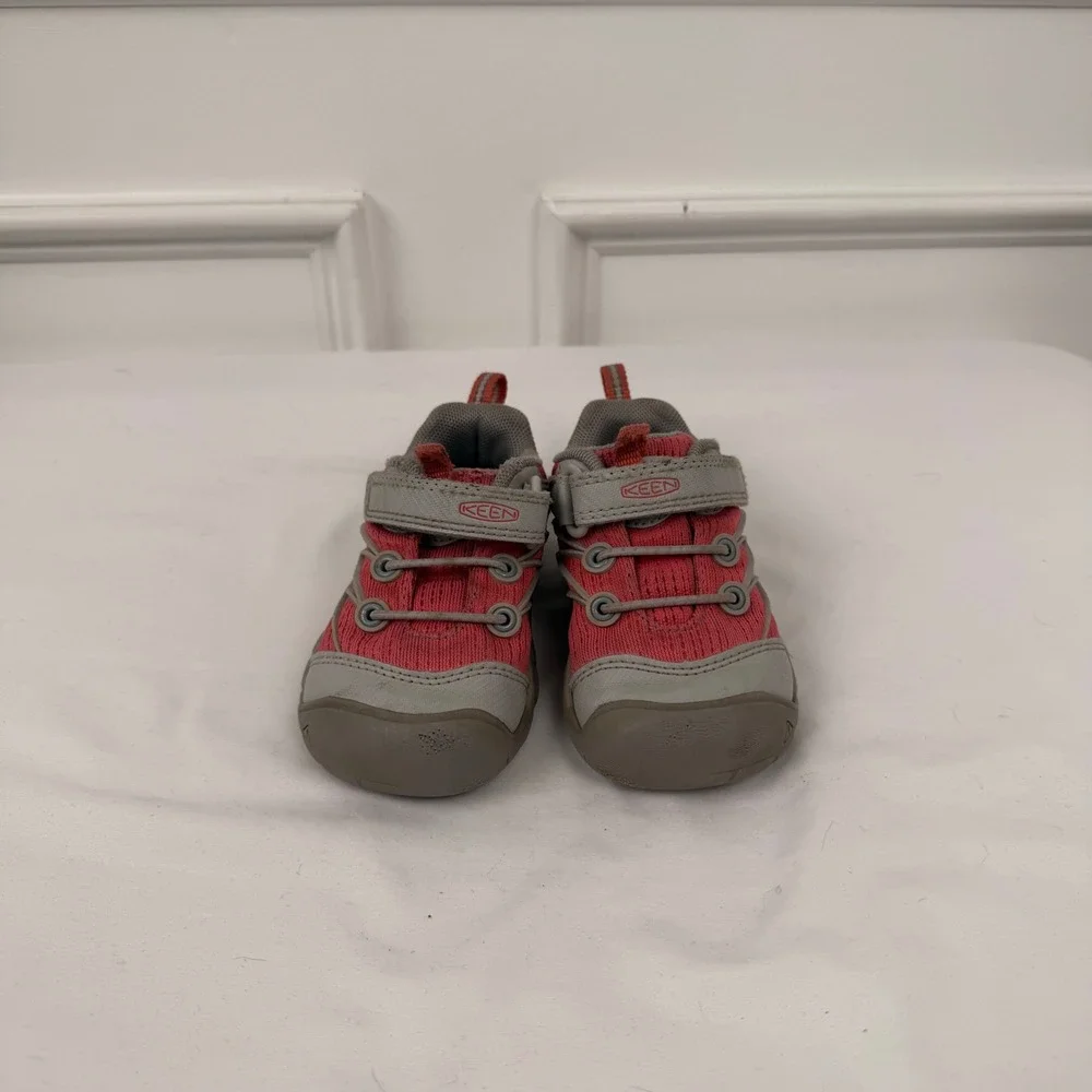 Keen Chandler CNX Toddler Sneakers Red Grey Athletic Shoes Size 6T 1025118